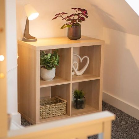 Principality Suites; Three Bed By Property Promise Кардиф Екстериор снимка