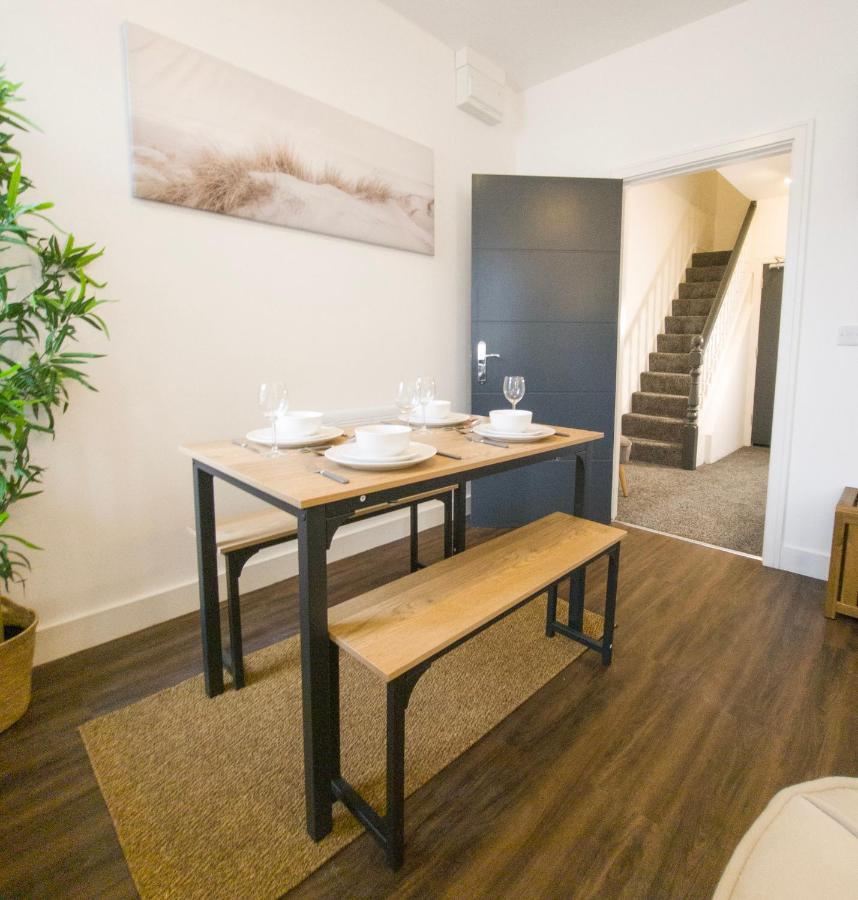 Principality Suites; Three Bed By Property Promise Кардиф Екстериор снимка