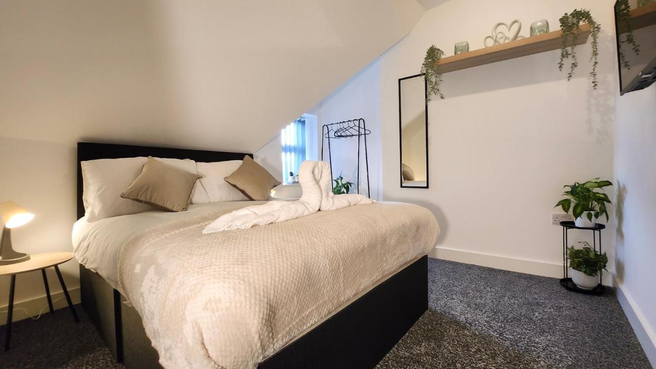 Principality Suites; Three Bed By Property Promise Кардиф Екстериор снимка