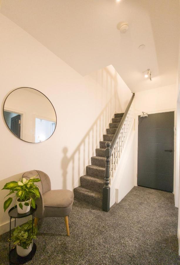 Principality Suites; Three Bed By Property Promise Кардиф Екстериор снимка